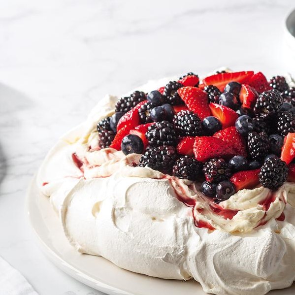 Berry Pavlova recipe