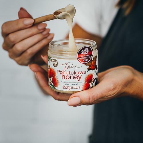 honey of the world best honey pohutukawa New Zealand