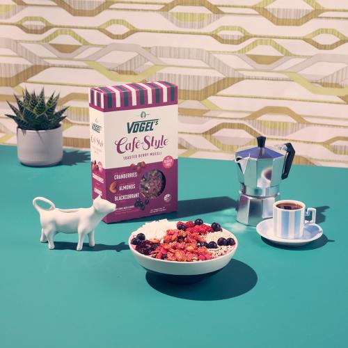 superfruit berry muesli