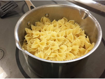 pasta in chantal pot